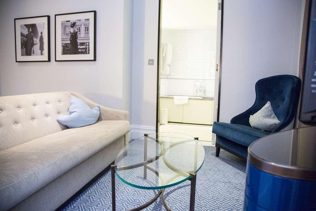 The Waldorf Hilton Hotel 4*